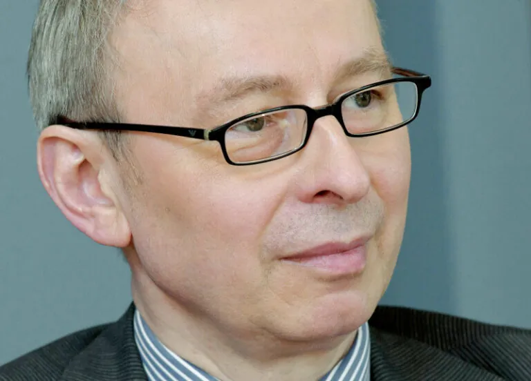 andrzej-sadowski-smith